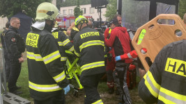 hasiči blesk GPE1kuBXwAAuXu6